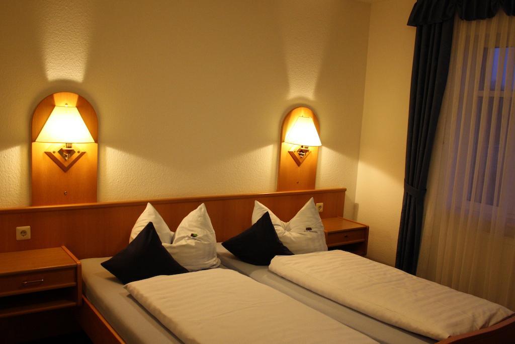 Hotel Restaurant Bergeshoehe Mettingen  Room photo